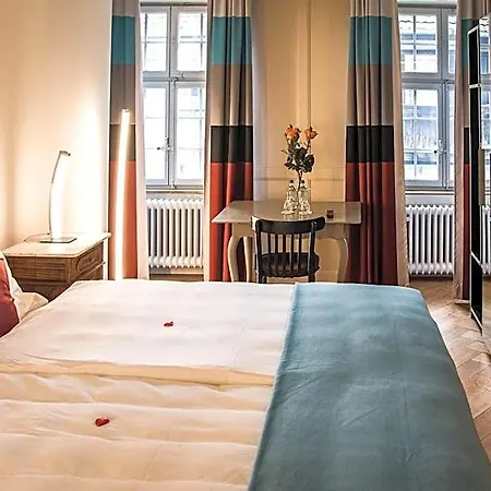 Kreuz Hotel 3*